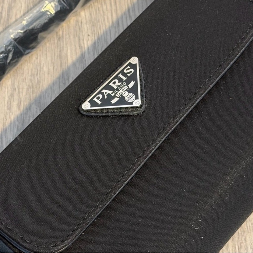 Aris Classic Black Bag